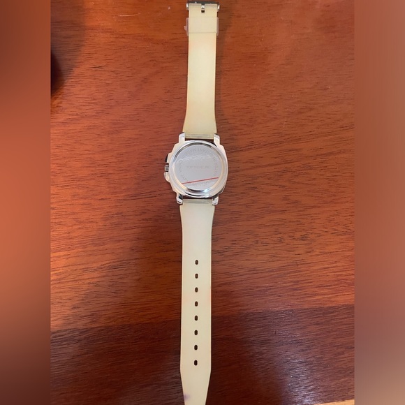 Sprinkles Watch - EUC fun & functional - Picture 5 of 5